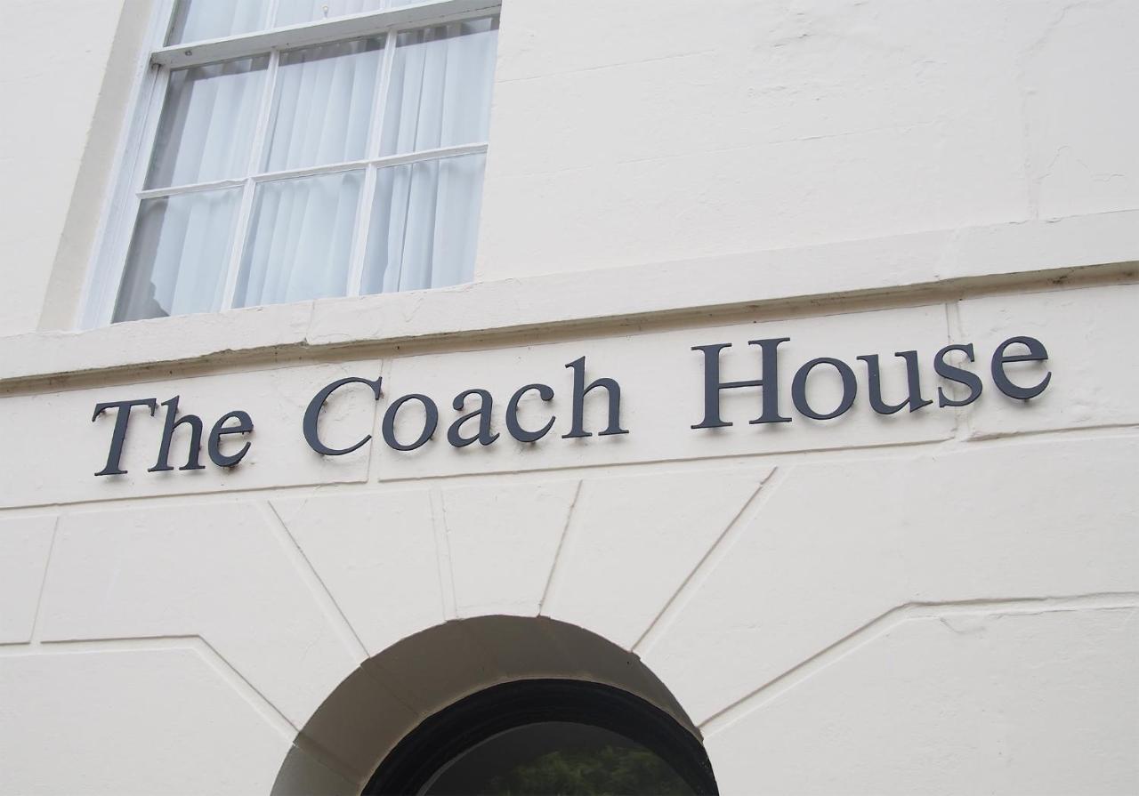 The Coach House Bed & Breakfast แคนเทอร์เบอรี ภายนอก รูปภาพ