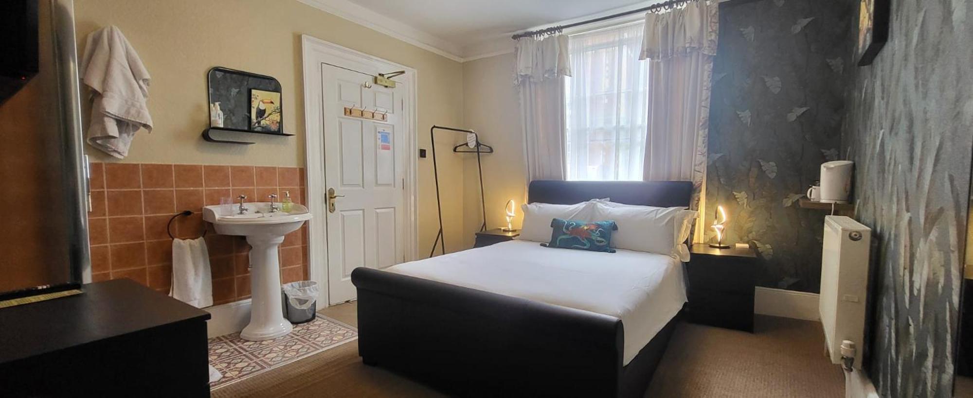The Coach House Bed & Breakfast แคนเทอร์เบอรี ภายนอก รูปภาพ